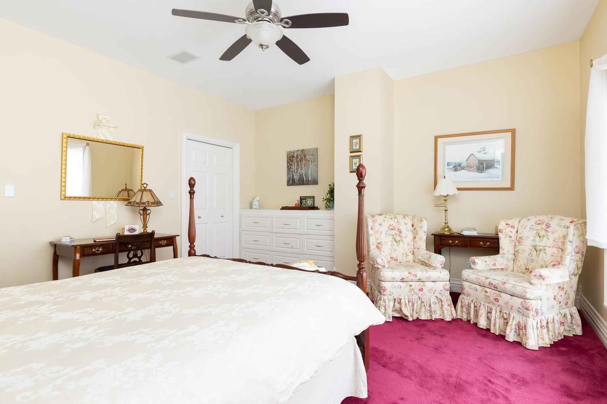 Greystone On Golden Lake 4*