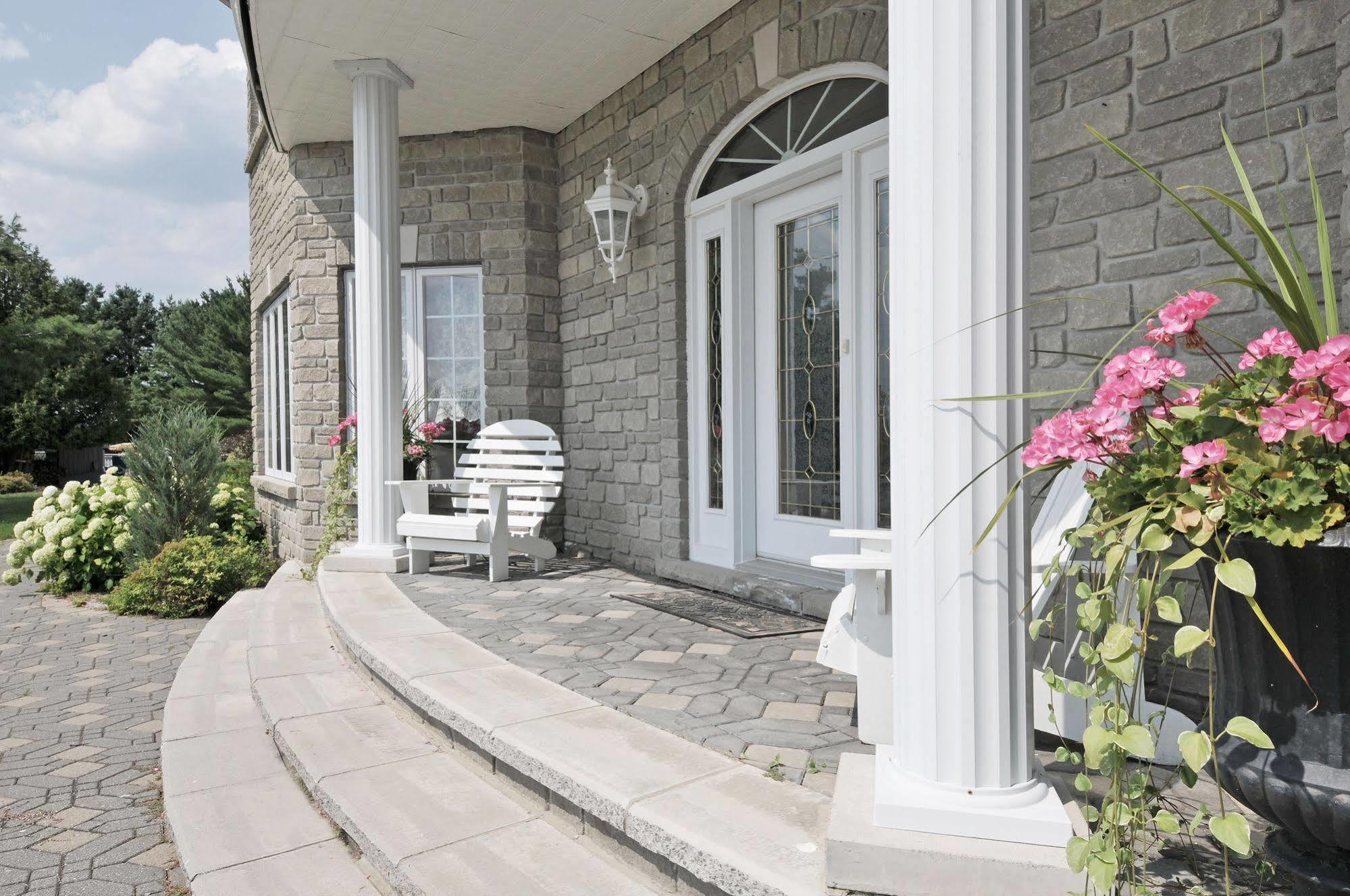 Greystone On Golden Lake Resort 4*